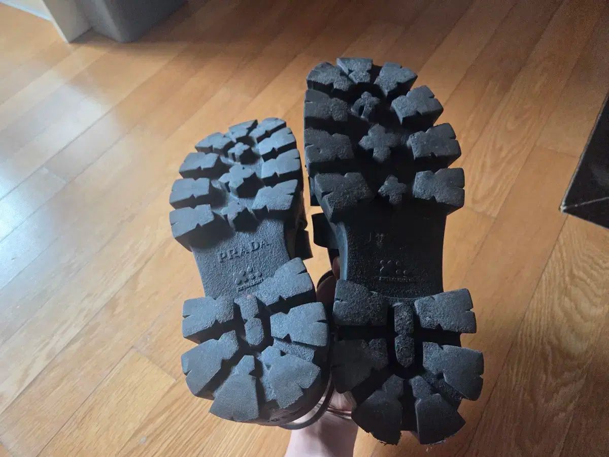 正規品 PRADA プラダ チャンキーソール ラバー サンダル NICORILABO_COM