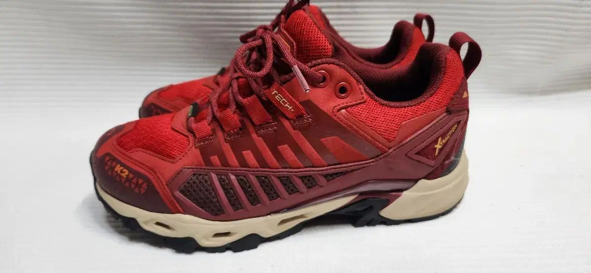 登山靴 トレッキングシューズ