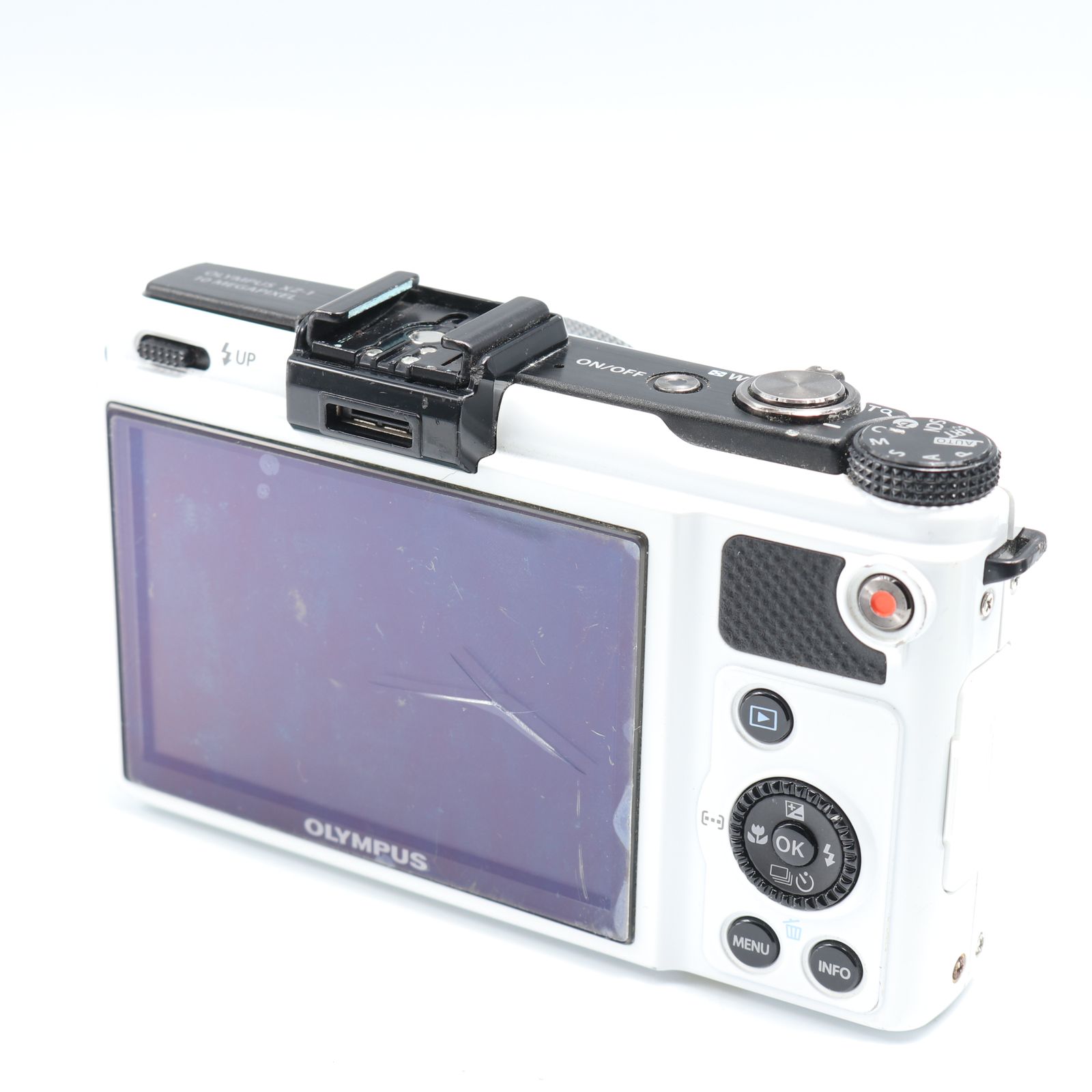 デジタルカメラ XZ-1