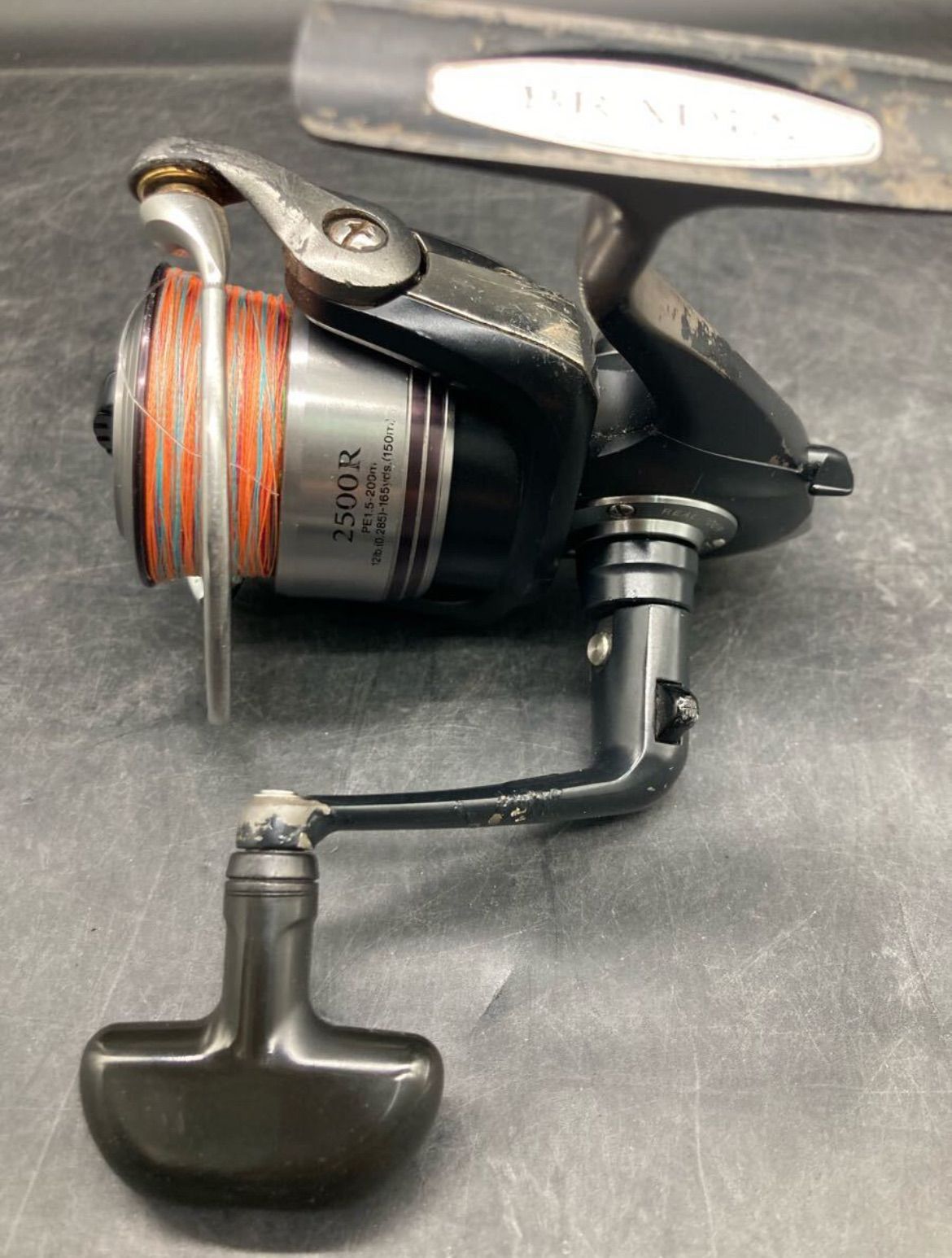 1292 DAIWA ダイワ スピニングリール BRADIA ブラディア 2500R 釣具