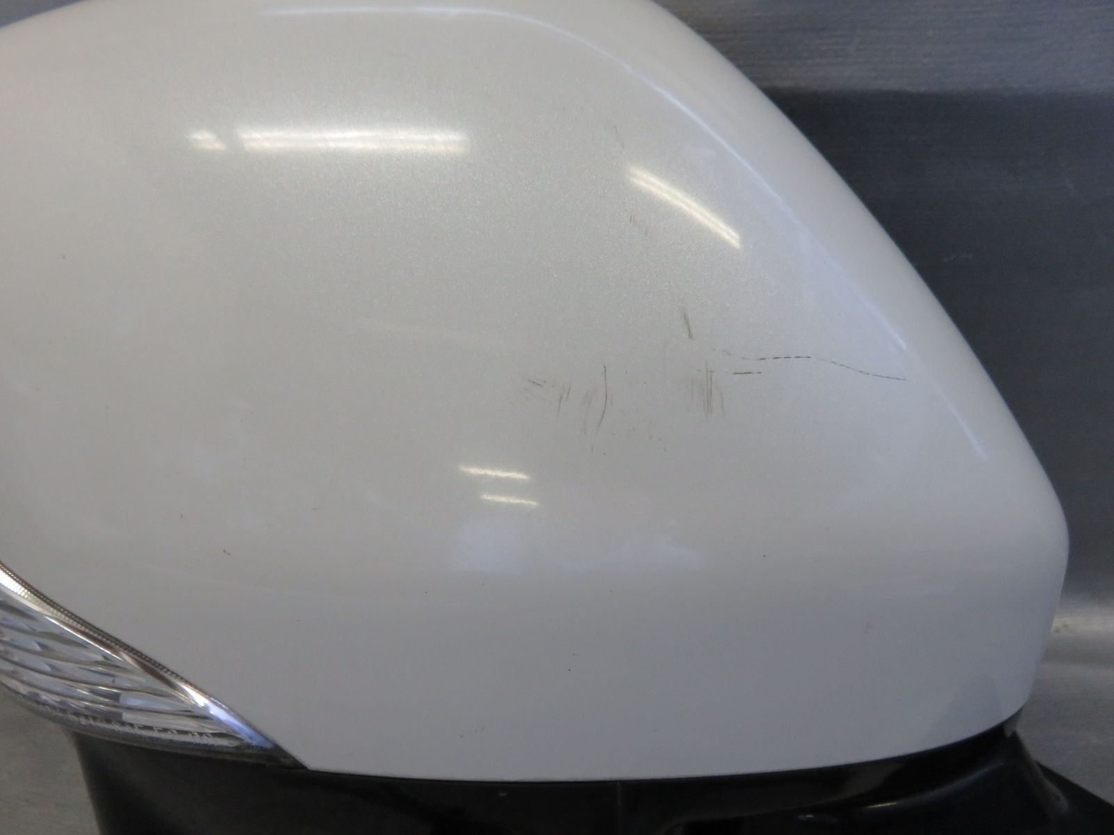 エルグランド PE52 / E52 / TE52 純正 HID ヘッドライト