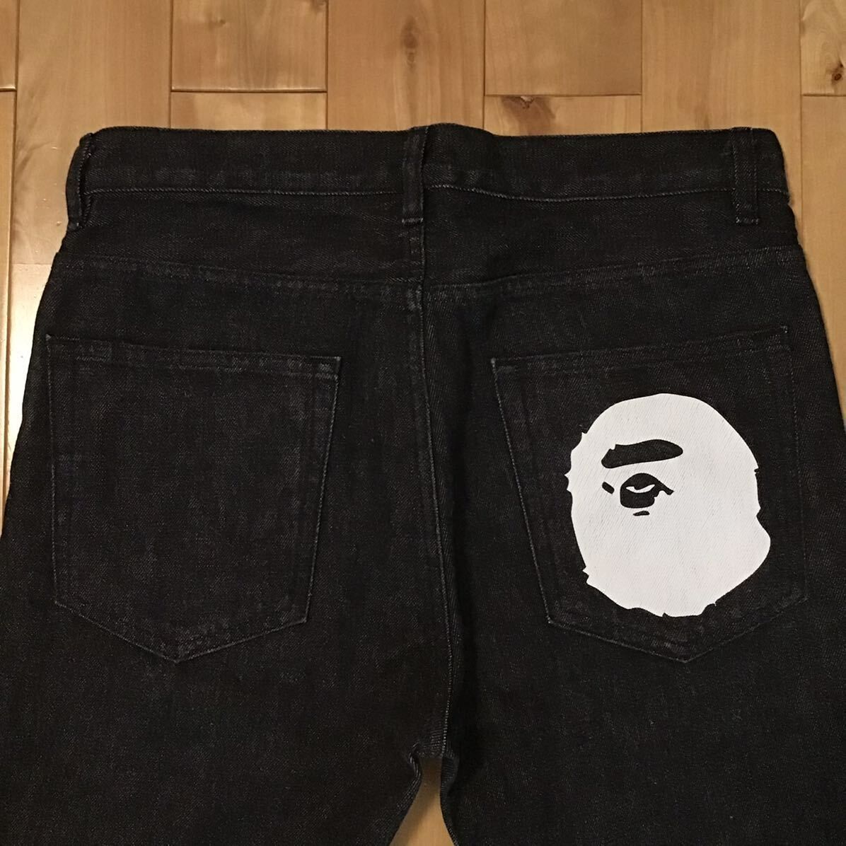 A BATHING APE 猿顔 バックロゴ L ハーフパンツ デニムパンツ A BATHING APE アベイシングエイプ デニムパンツ BAPAバックロゴ