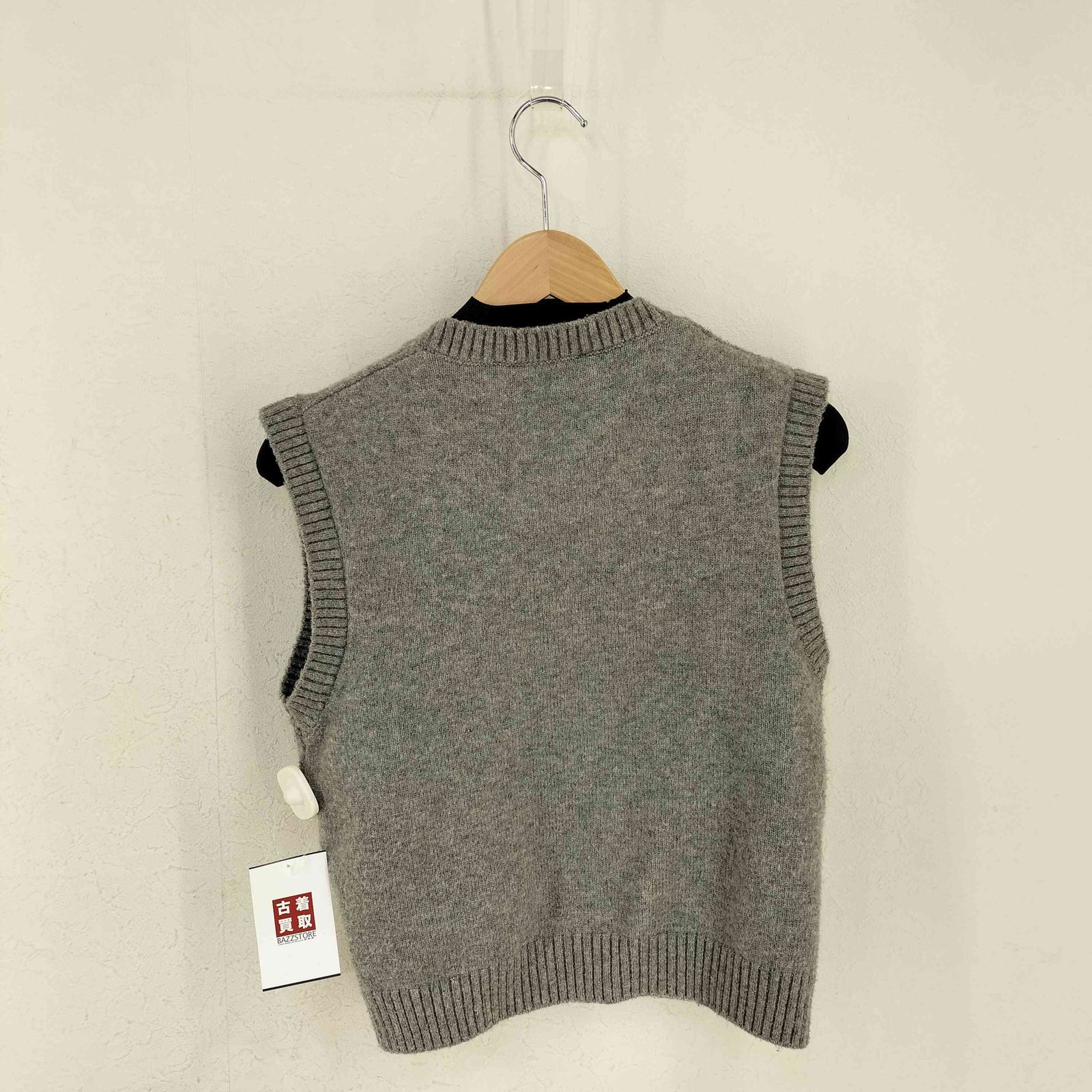 ザラ ZARA ソフトニットベスト レディース JPN：S - メルカリ