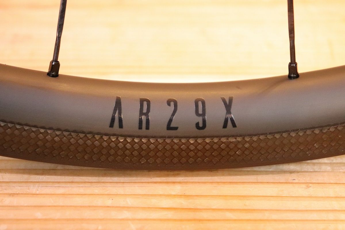 レイノルズ REYNOLDS AR29X カーボン チューブレスレディ レイノルズ REYNOLDS AR29X カーボン チューブレスレディ