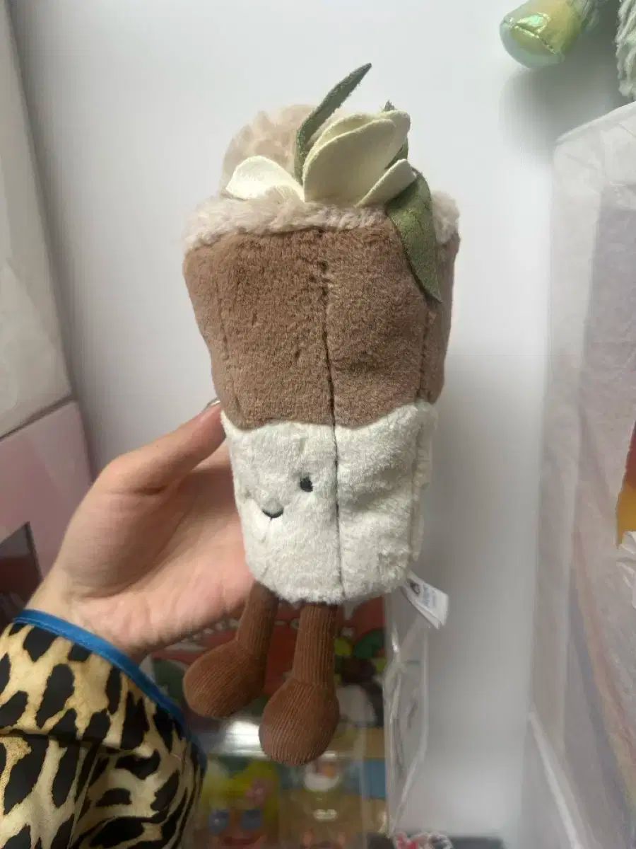 JELLYCATジェリーキャット上海カフェ限定 ぬいぐるみ イチゴラテ 特典