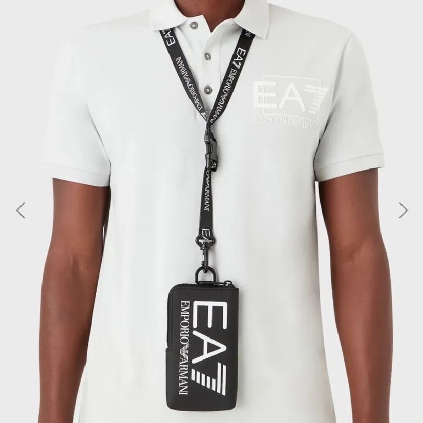 ✨美品✨ EMPORIO ARMANI エンポリオアルマーニ ブラック ホワイトロゴ 