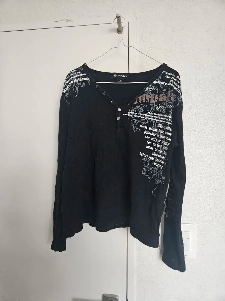 ヴァクトーヴォヤージュ vaqutaux voyage ロゴプリントカットソー 長袖