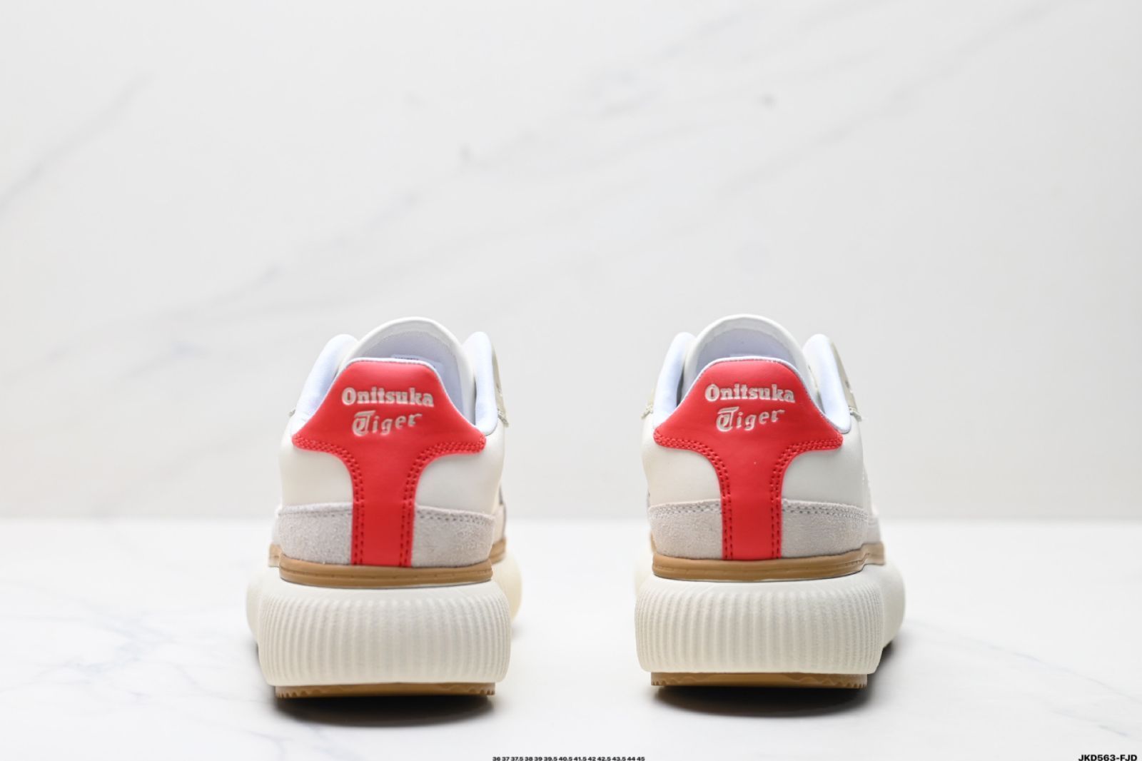 Onitsuka Tiger オニツカタイガー Delecity 厚底　25.5 Onitsuka Tiger（オニツカタイガー）Delecity 厚底（チャンキー