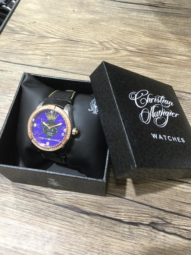 クリスチャンオードジェー ユニセックス腕時計 スワロフスキー