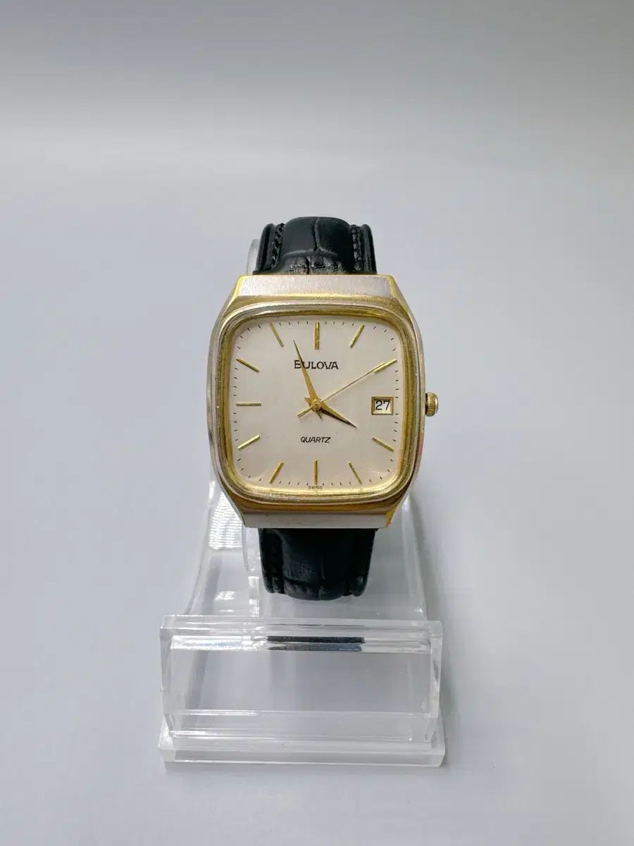 1980年代 ヴィンテージ ブローバ スクエア テレビー クオーツ 時計