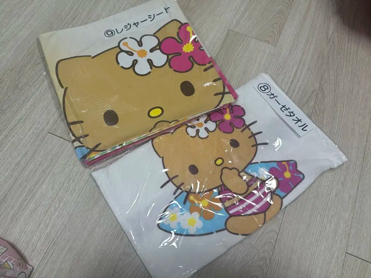 日焼け キティ くじ 出品 8 9 等 賞 まとめ売り - メルカリ