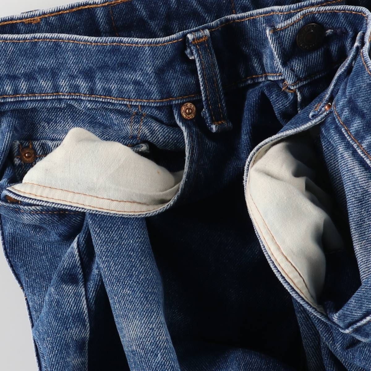 リーバイス Levi