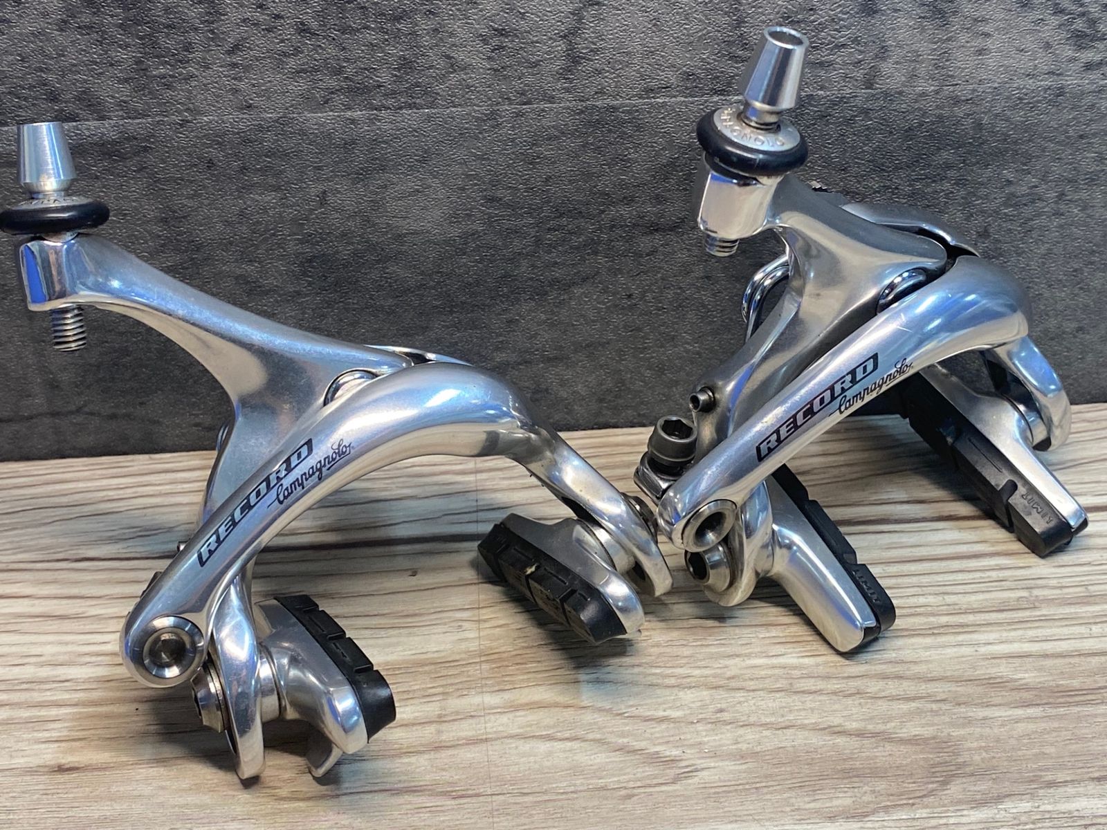カンパニョーロ RECORDレコード キャリパーブレーキ前後 Campagnolo 【20％OFF】 CAMPAGNOLO 「カンパニョーロ」 RECORD