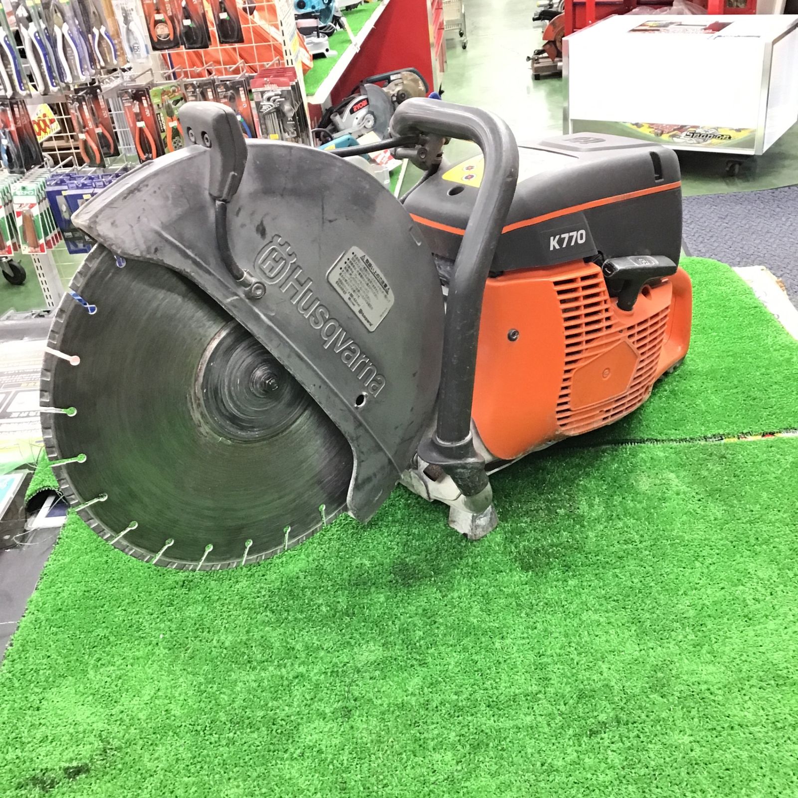 ハスクバーナエンジンカッター （Husqvarna ハスクバーナ