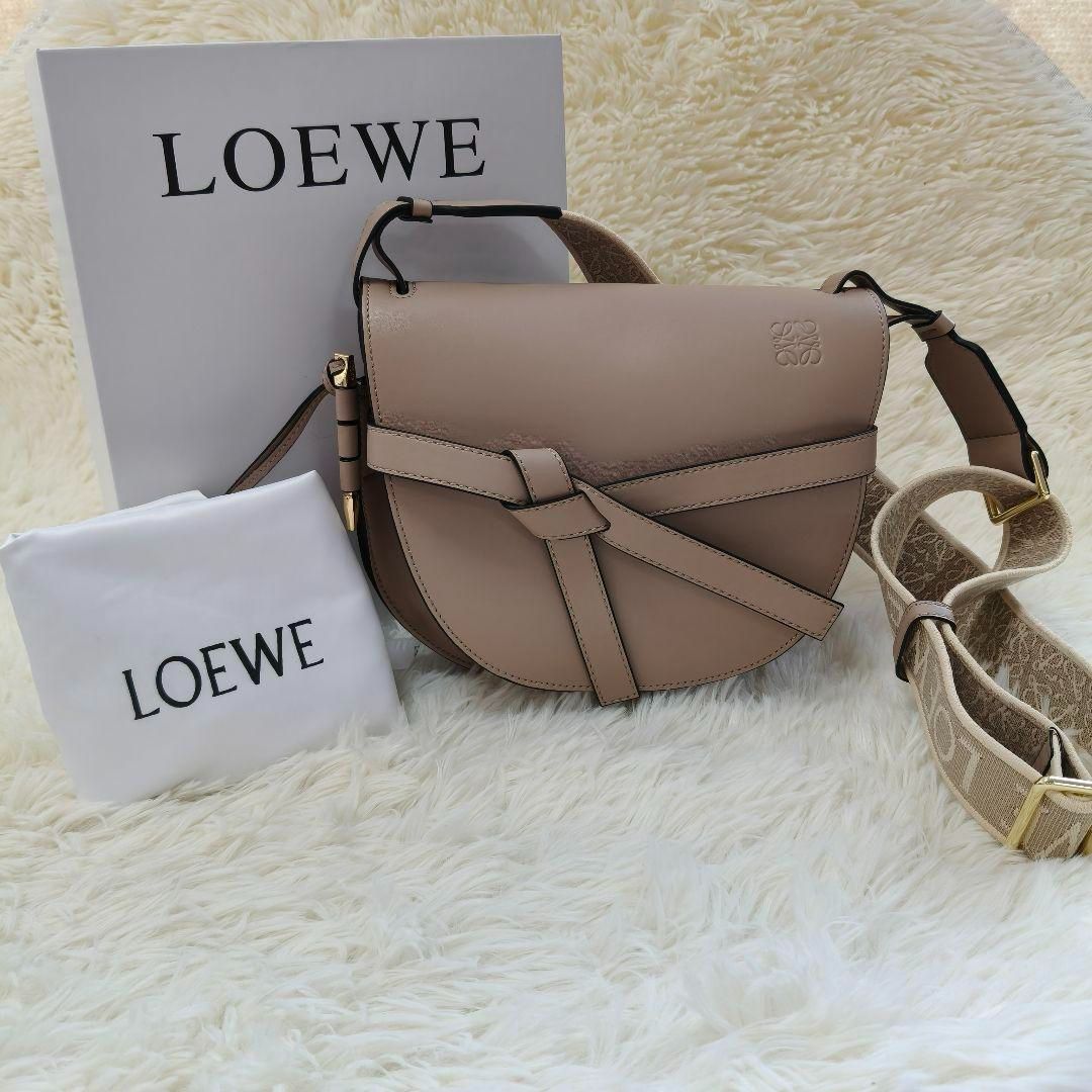 LOEWEロエベゲートショルダーバッグ スモール