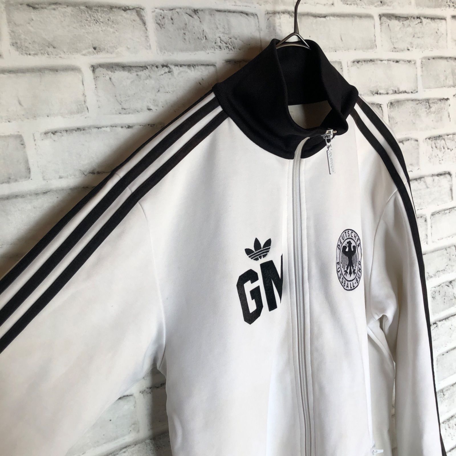adidas DER BOMBER ジャージ GM 90s⚽️adidas トラックジャケット刺繍 DER BOMBER GM 13 - メルカリ