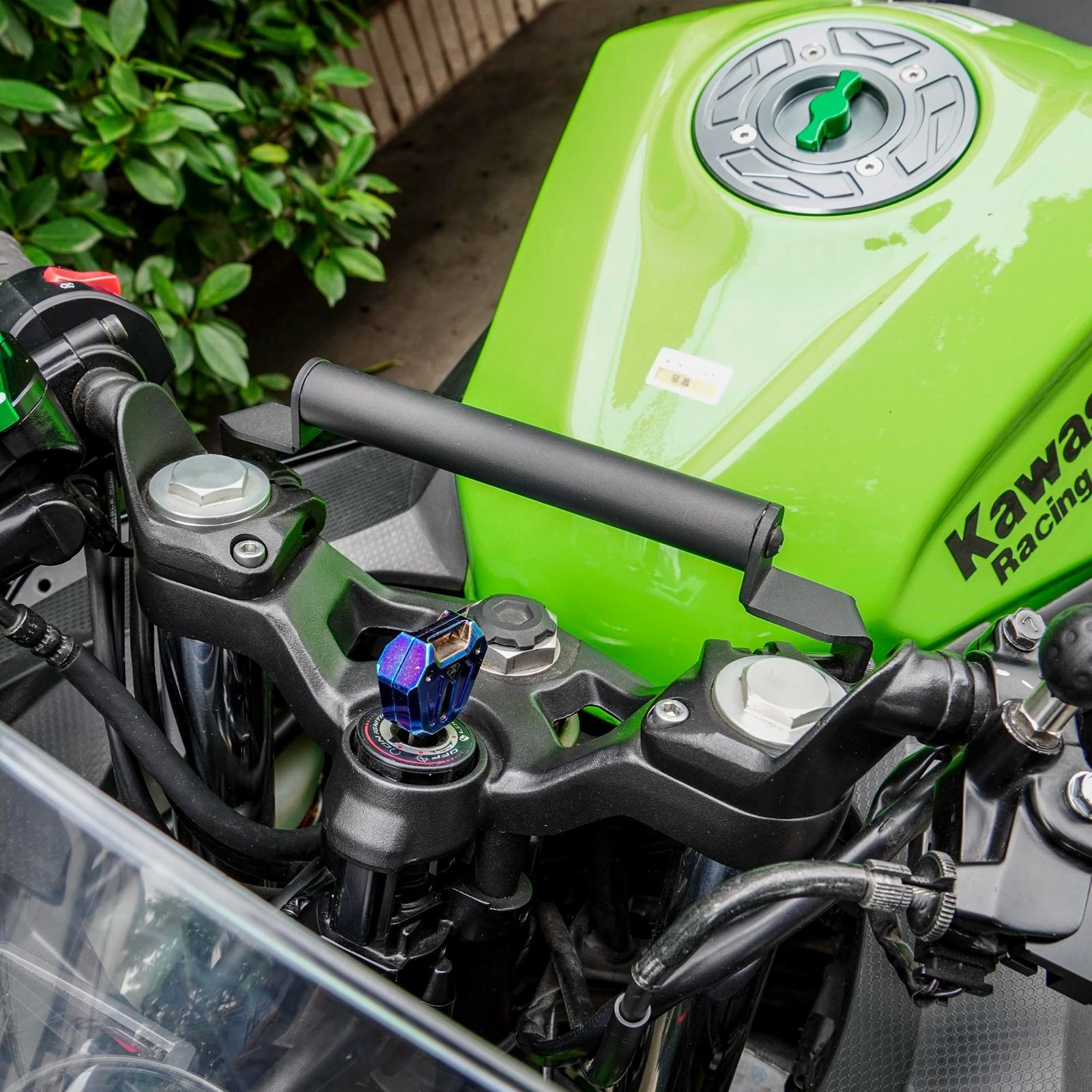 S.H.Figuarts ウルトラマンタイタス Special Clear 未着用】人気ゲーム実況者／レトルト 200万人記念 限定パーカー