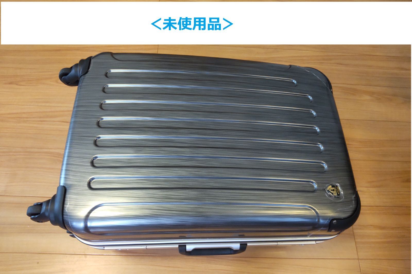 未使用品》スーツケース「グリフィンランド P7000 Mサイズ」スクラッチ