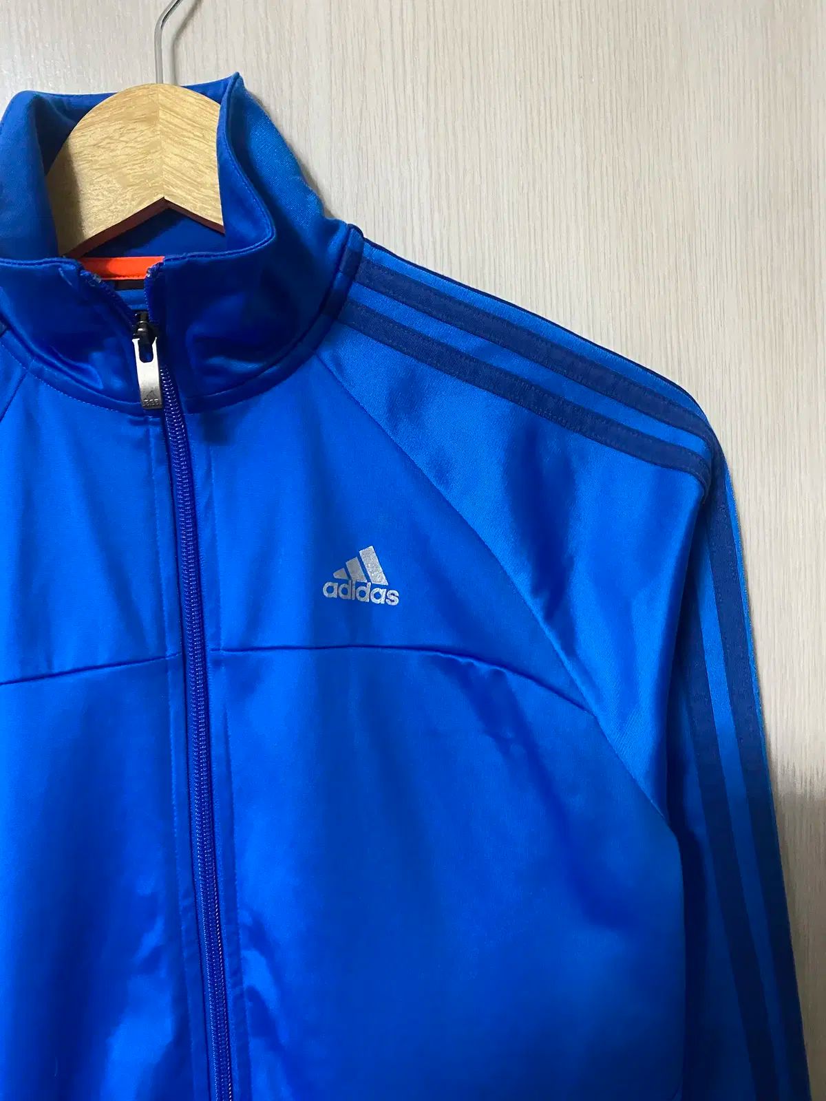 青 XS