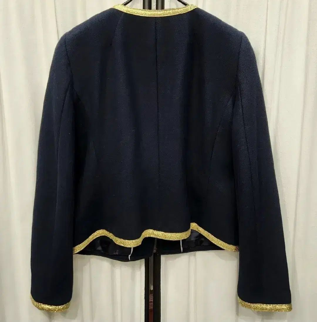 Banana Republic