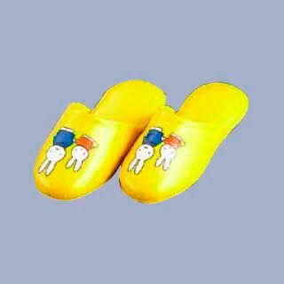 【公式正規品 3日出荷】 子供スリッパ ディック イエロー かがまずに履ける