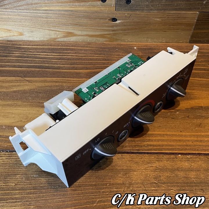 コントロールスイッチ