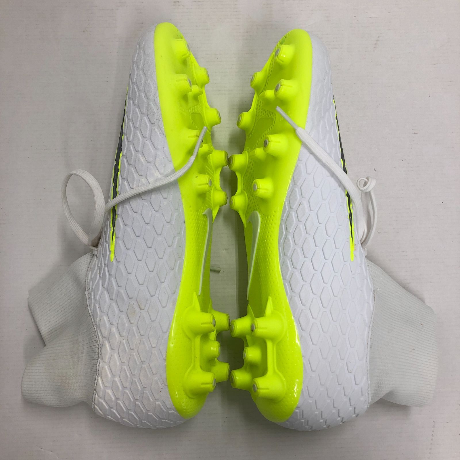 02m0816 NIKE ナイキ ハイパーヴェノム ファントム3 HG サイズ27.5cm