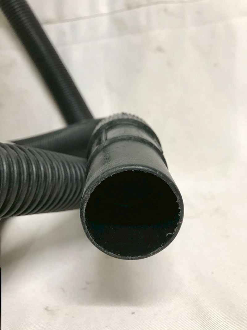 北見市発】マキタ makita 集じん機 M440 緑 ヘッドブラシ無し (D6415mkmYM)