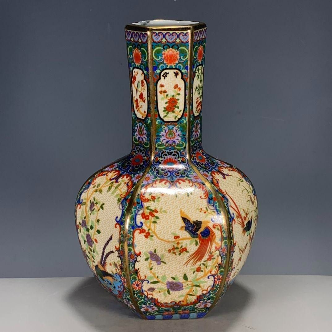 清代雍正粉彩蒔金花鳥多稜天球瓶  景徳鎮 陶磁器 装飾品 工芸品 美術品 置物 清代雍正粉彩蒔金花鳥多稜天球瓶 景徳鎮 陶磁器 装飾品 工芸品