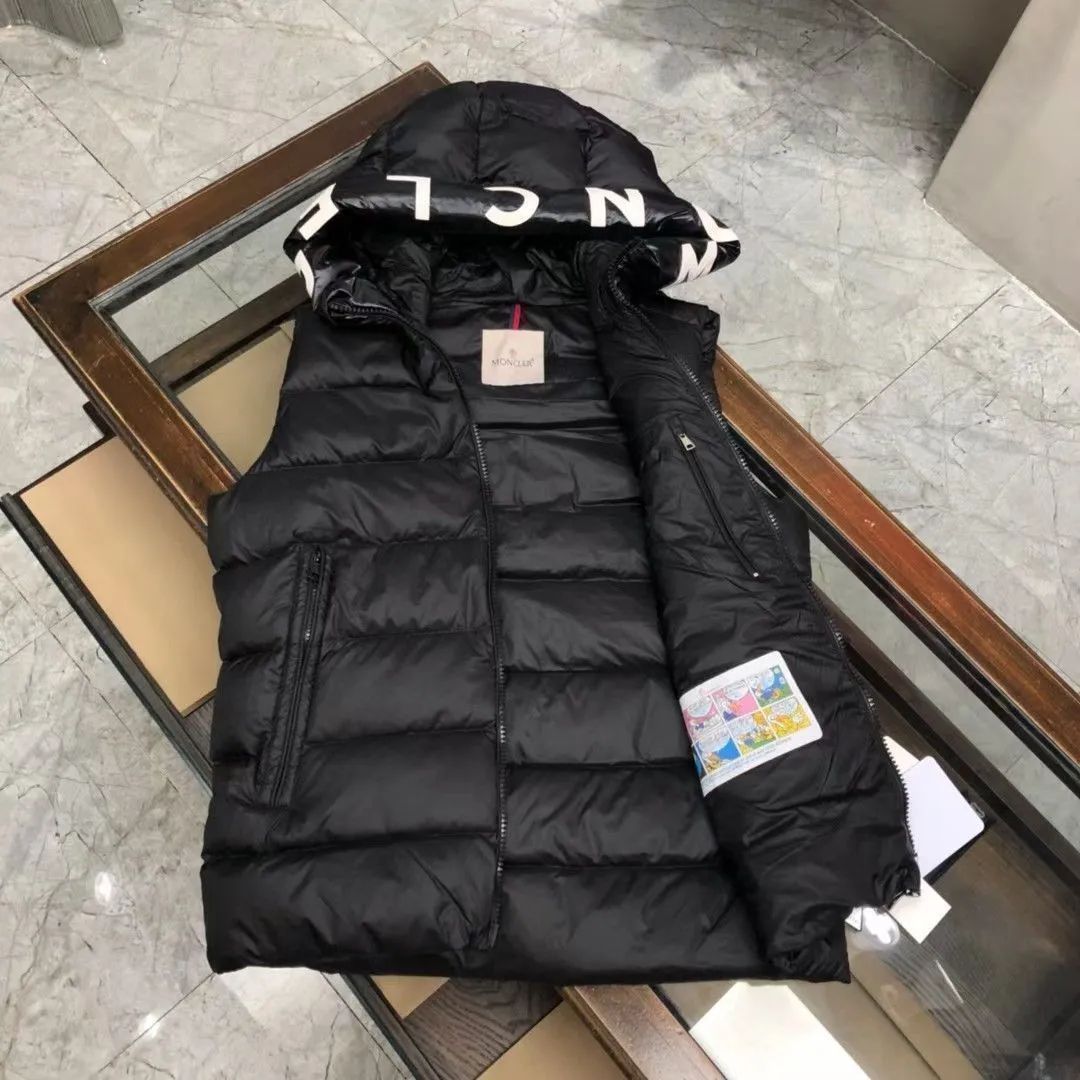 新品】MONCLER （モンクレール） ダウンベスト｜本日限定特価