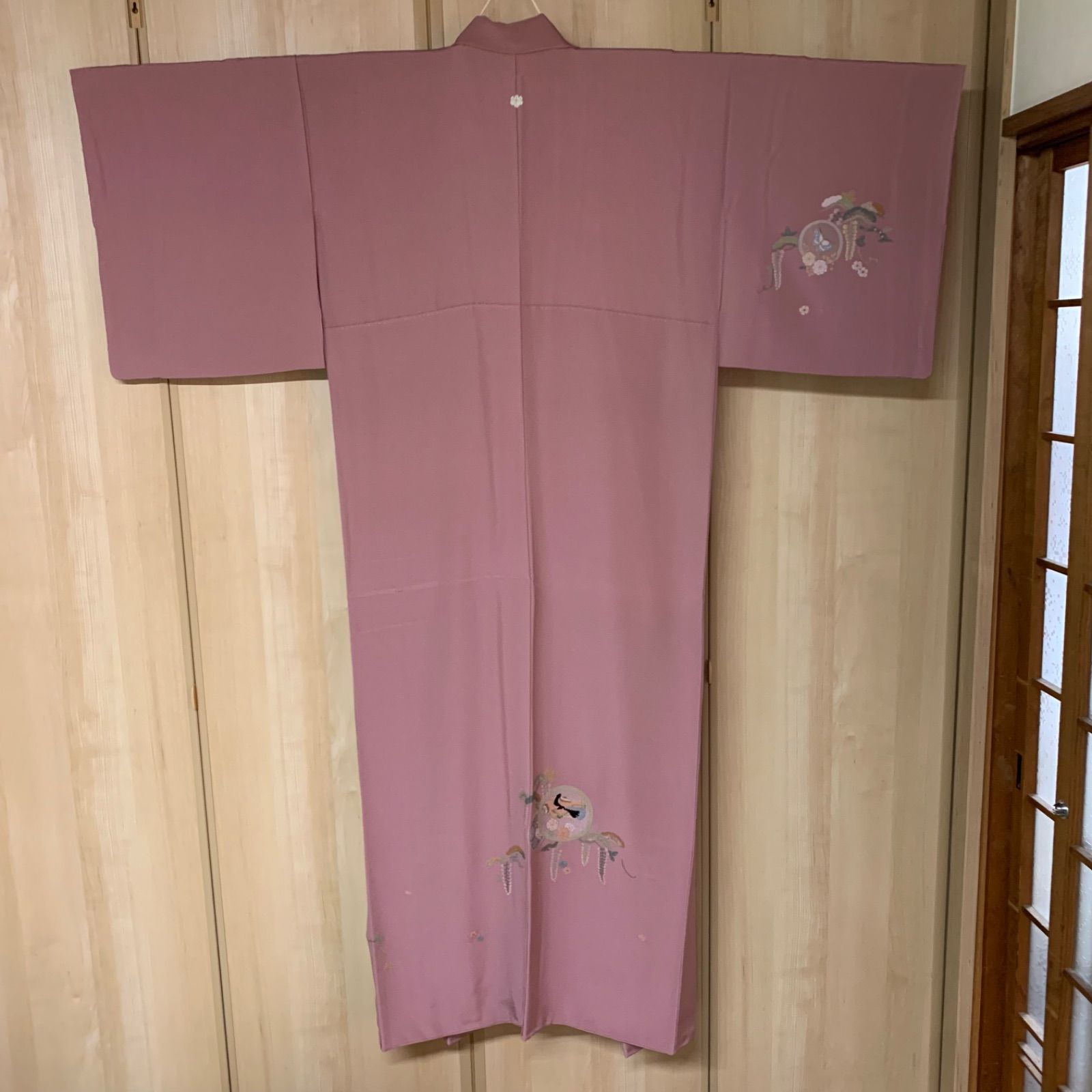 相良刺繍藤に十二単模様一つ紋訪問着 相良刺繍 十二単 一つ紋