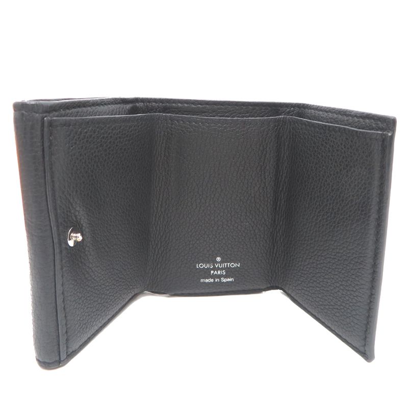 三つ折り財布 M63921