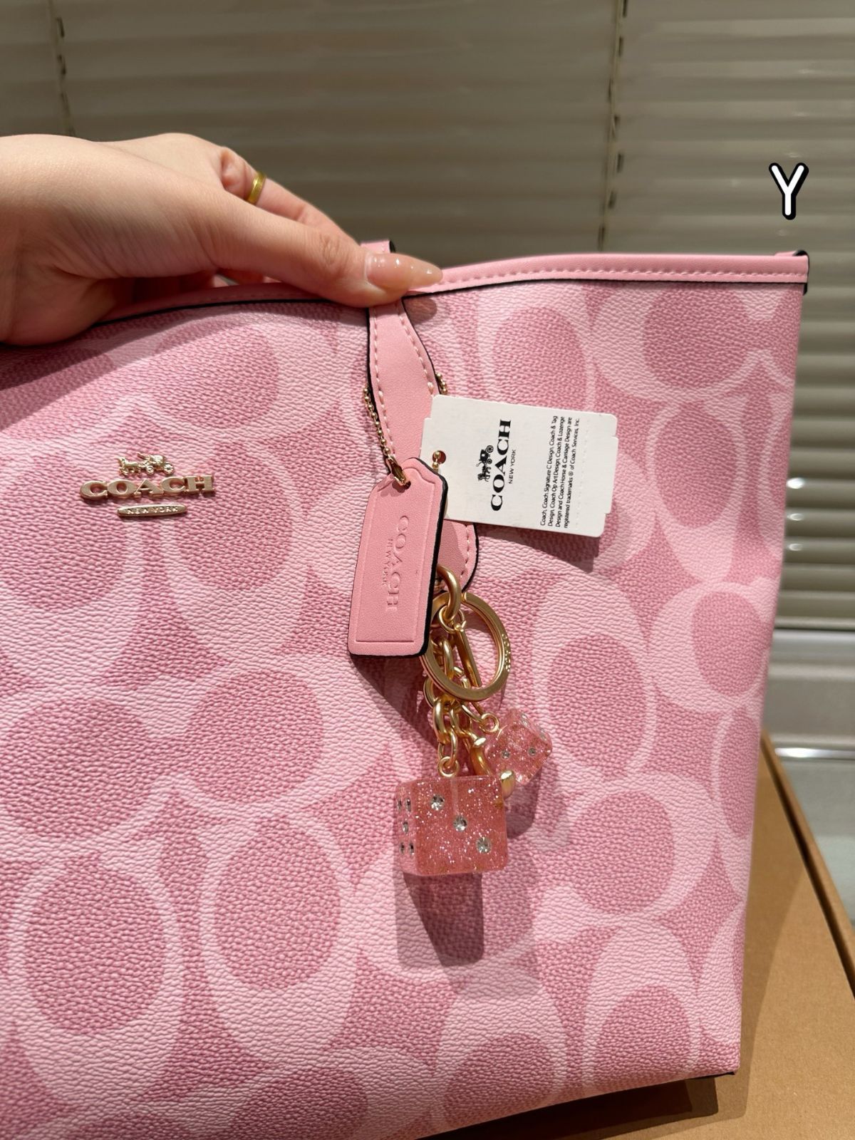 今日特価】Coach City Tote コーチ シティ トートバッグ-MM輸入