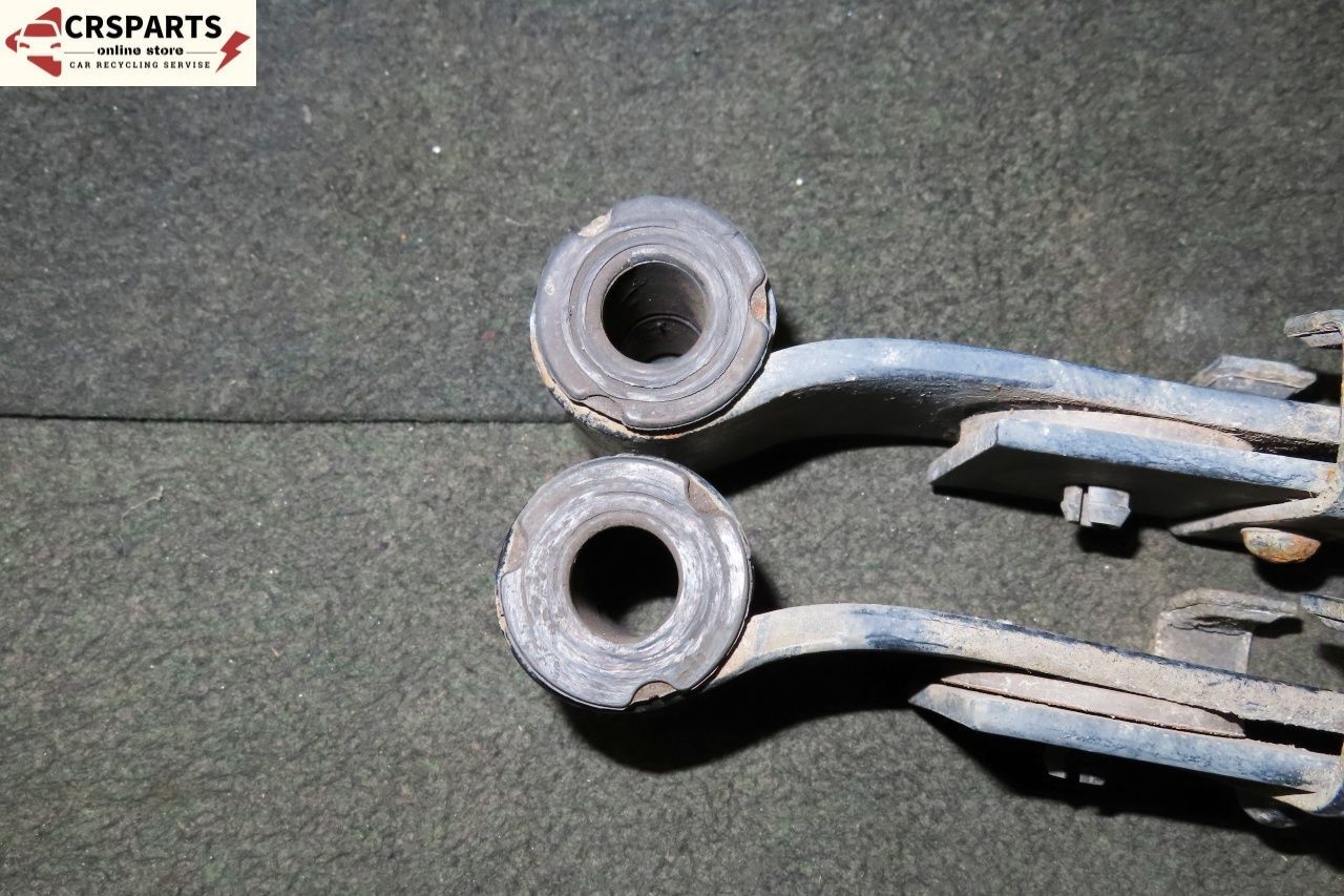 ストラット 1台分