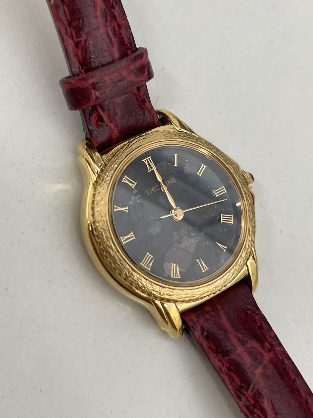 セイコー Dolce ゴールド レッドレザー 時計 D【中古】SEIKO セイコー エクセリーヌ EXCELINE 3F31-0020 レディース