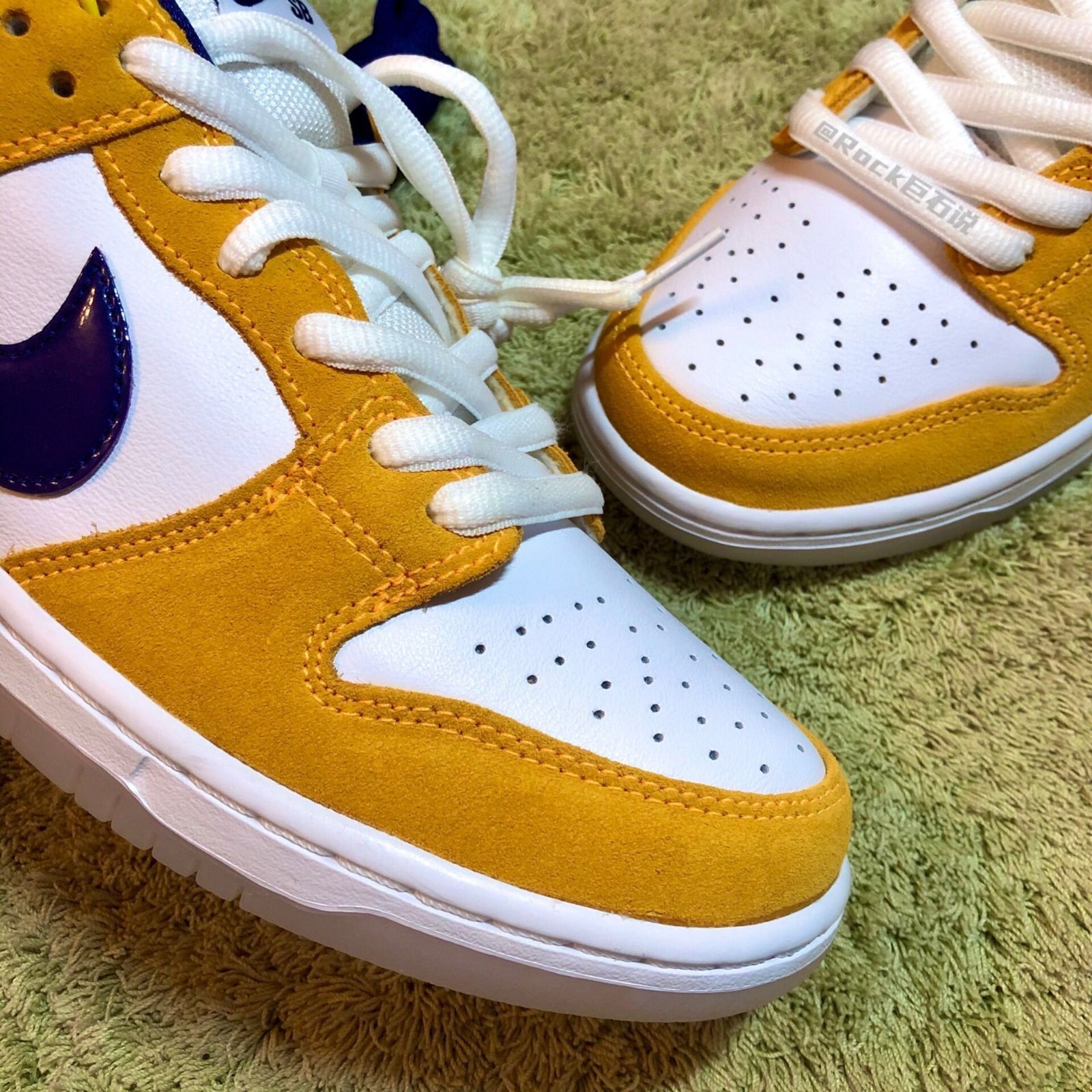 NIKE ナイキ SB DUNK LOW ナイキSBダンクロー レーザーオレンジ BQ6817-800