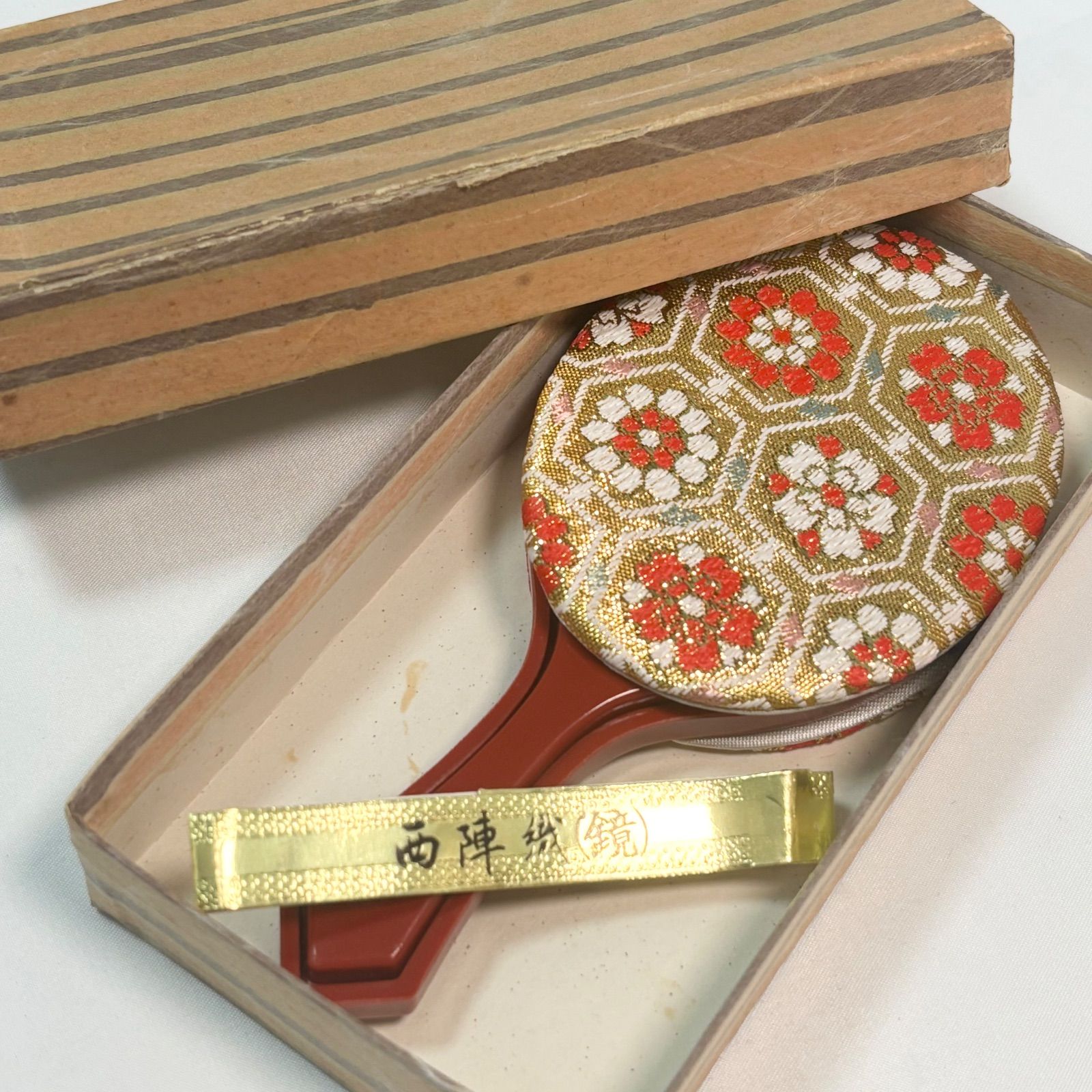 【送料無料】西陣織/鏡/ミラー/レッド/お花/中古品ケース付き/箱付き