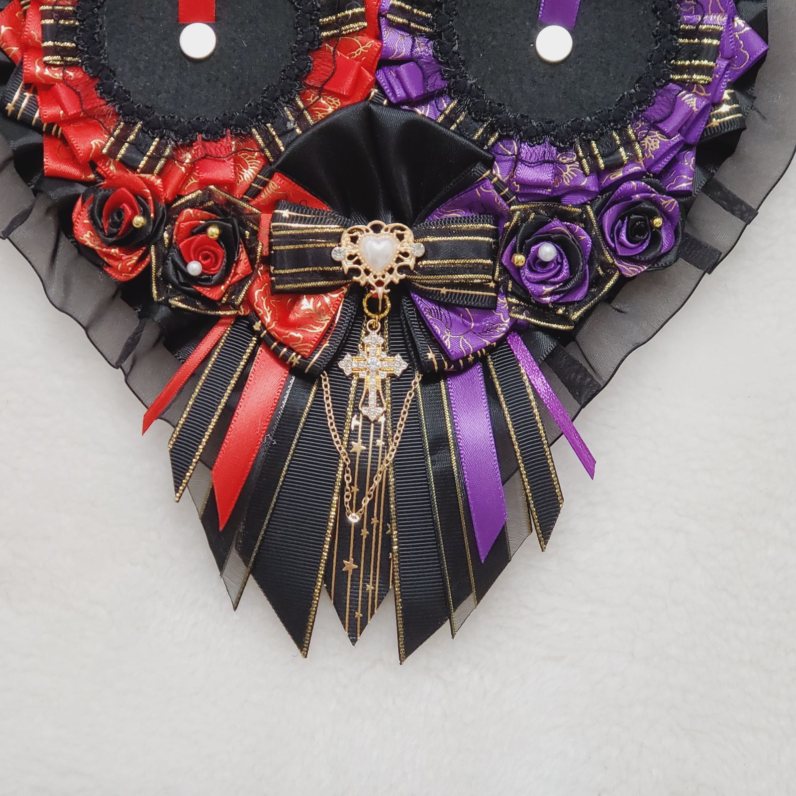 オーダー 痛ロゼット ハート型 缶バッジ2個用 黒 ×赤 ×紫 痛バ リボン