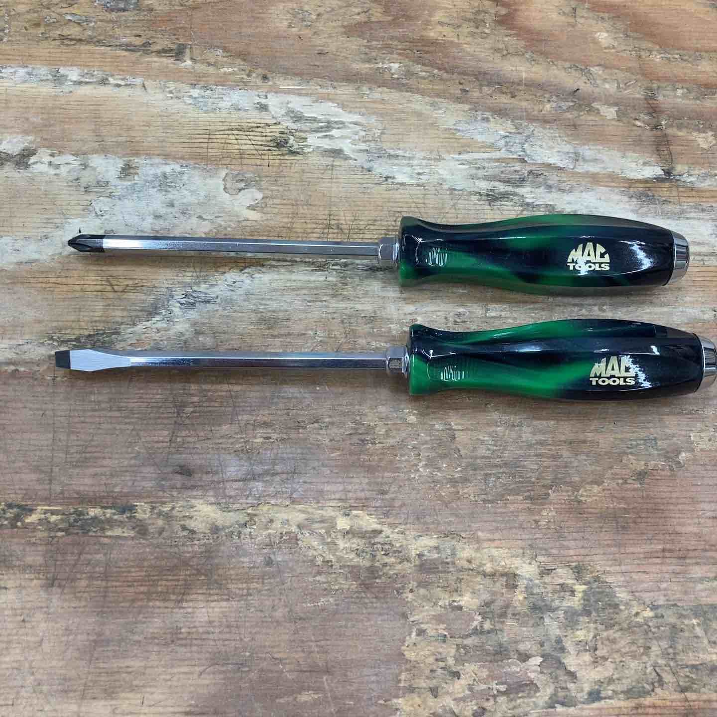 MACTOOLS GREEN FLAME 貫通プラスマイナスセット 箱なし 柏店