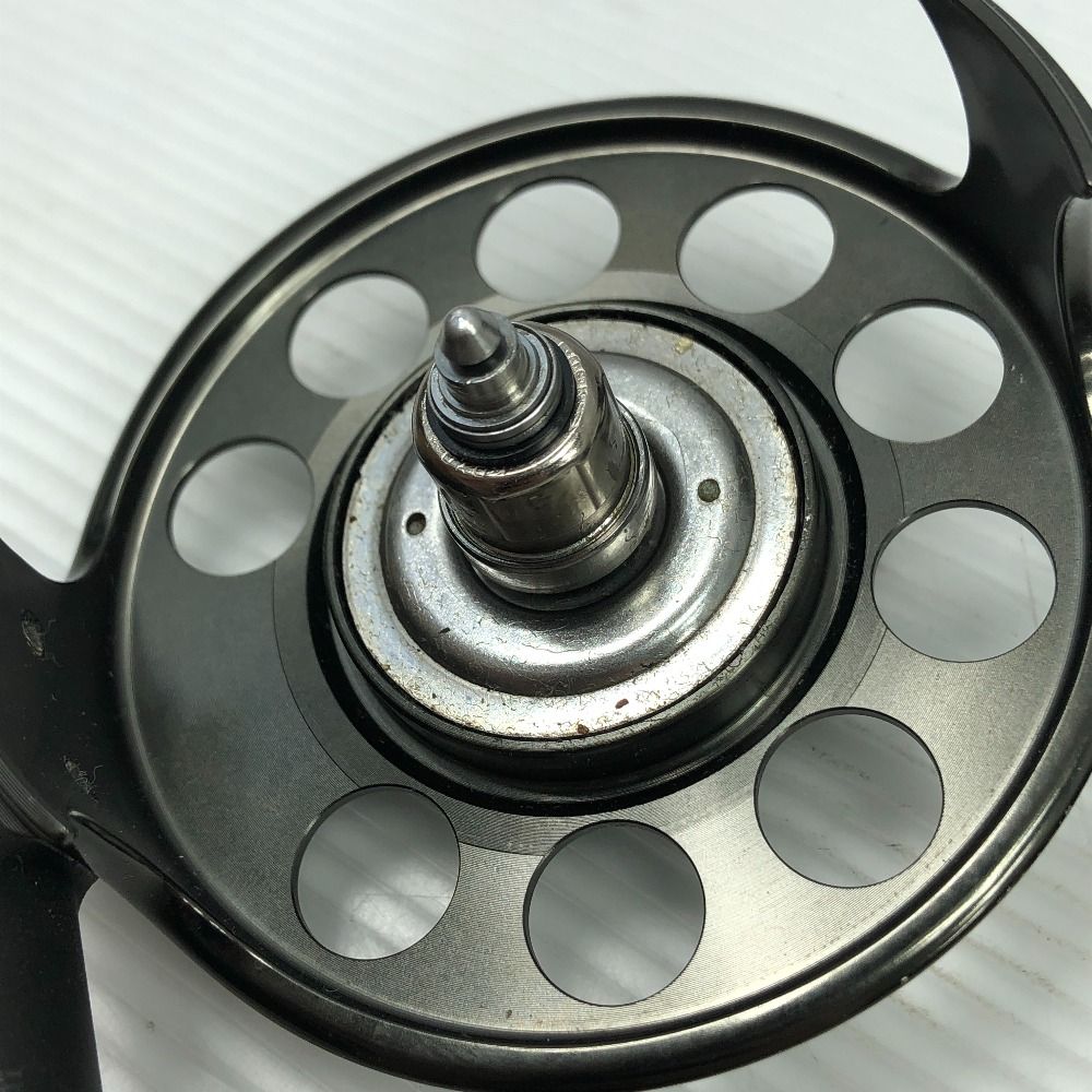 フライリール フリーストーン