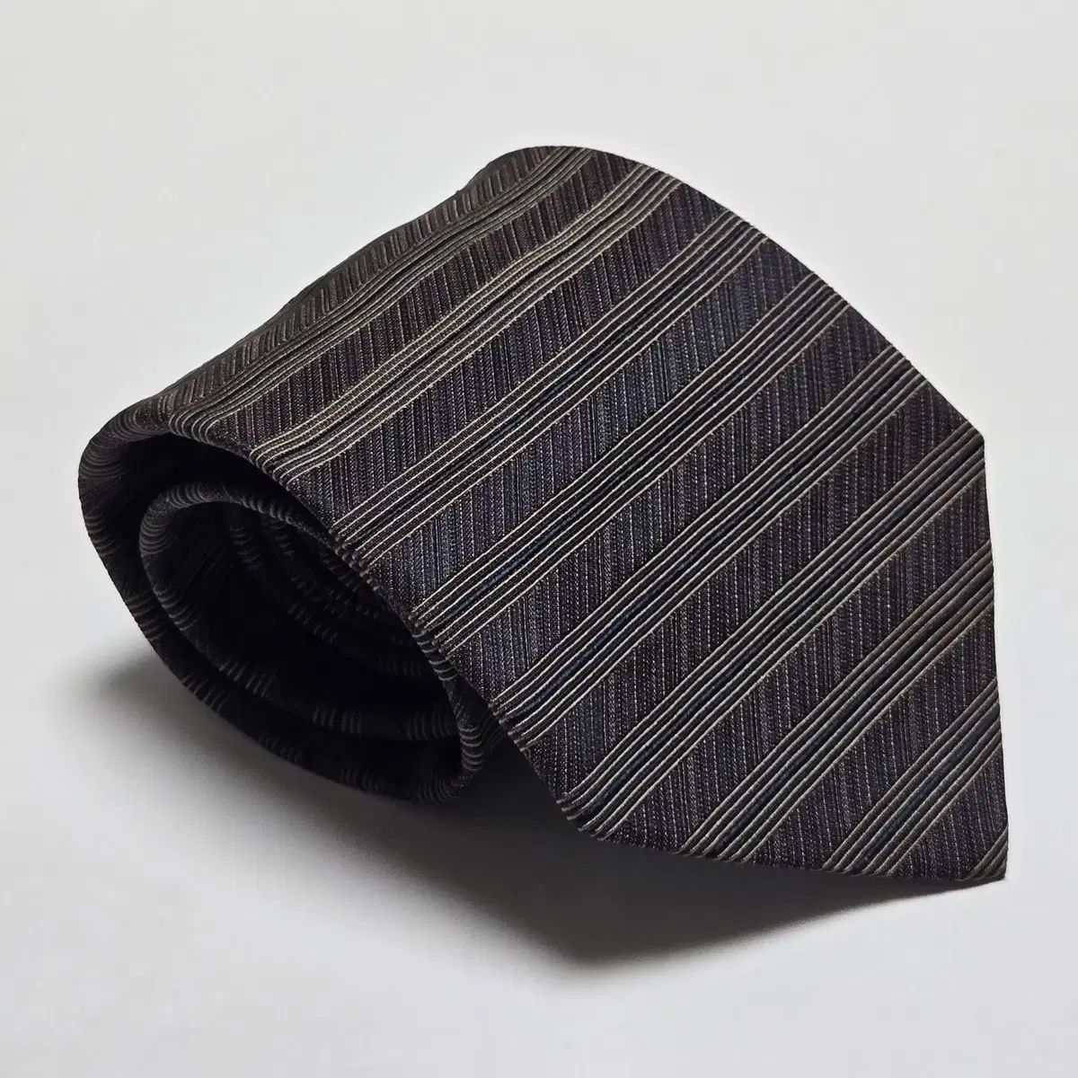 BOTTEGA VENETA ボッテガ ヴェネタ ネック