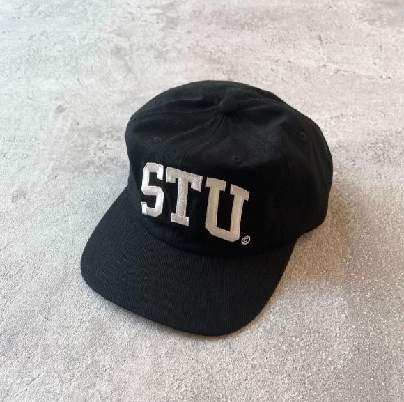 新品STUSSY STU ARCH STRAPBACK CAP ステューシー キャップ 帽子 男女兼用