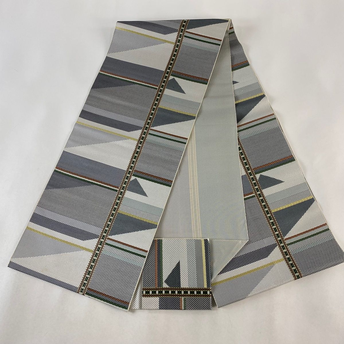 美品】 名古屋帯 秀品 夏帯 八寸名古屋帯 松葉仕立て 斜縞