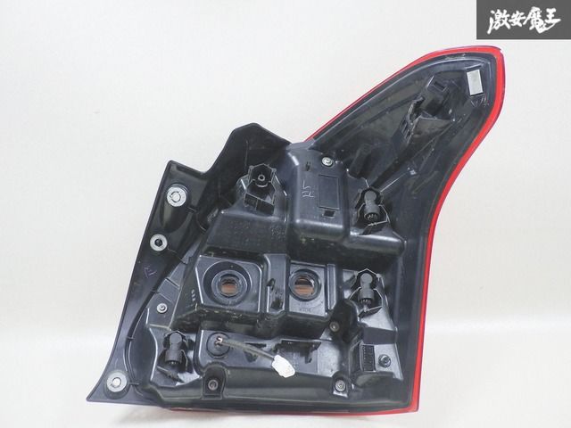 スイフトスポーツ 純正テールランプ 右 左KOITO 220-59363 ☆美品☆ SUZUKI スズキ 純正 ZC33S スイフト スポーツ テール