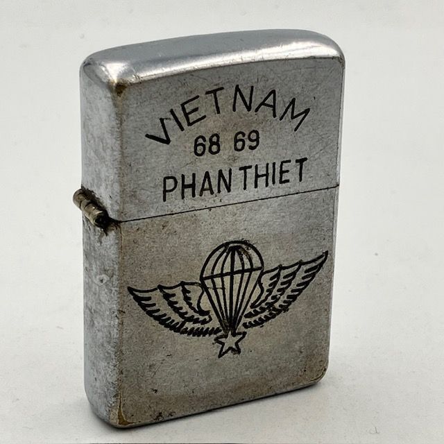 ジッポー ZIPPO ベトナムジッポー 1968年 アメリカ陸軍空挺部隊 使えます ヴェトナムジッポー