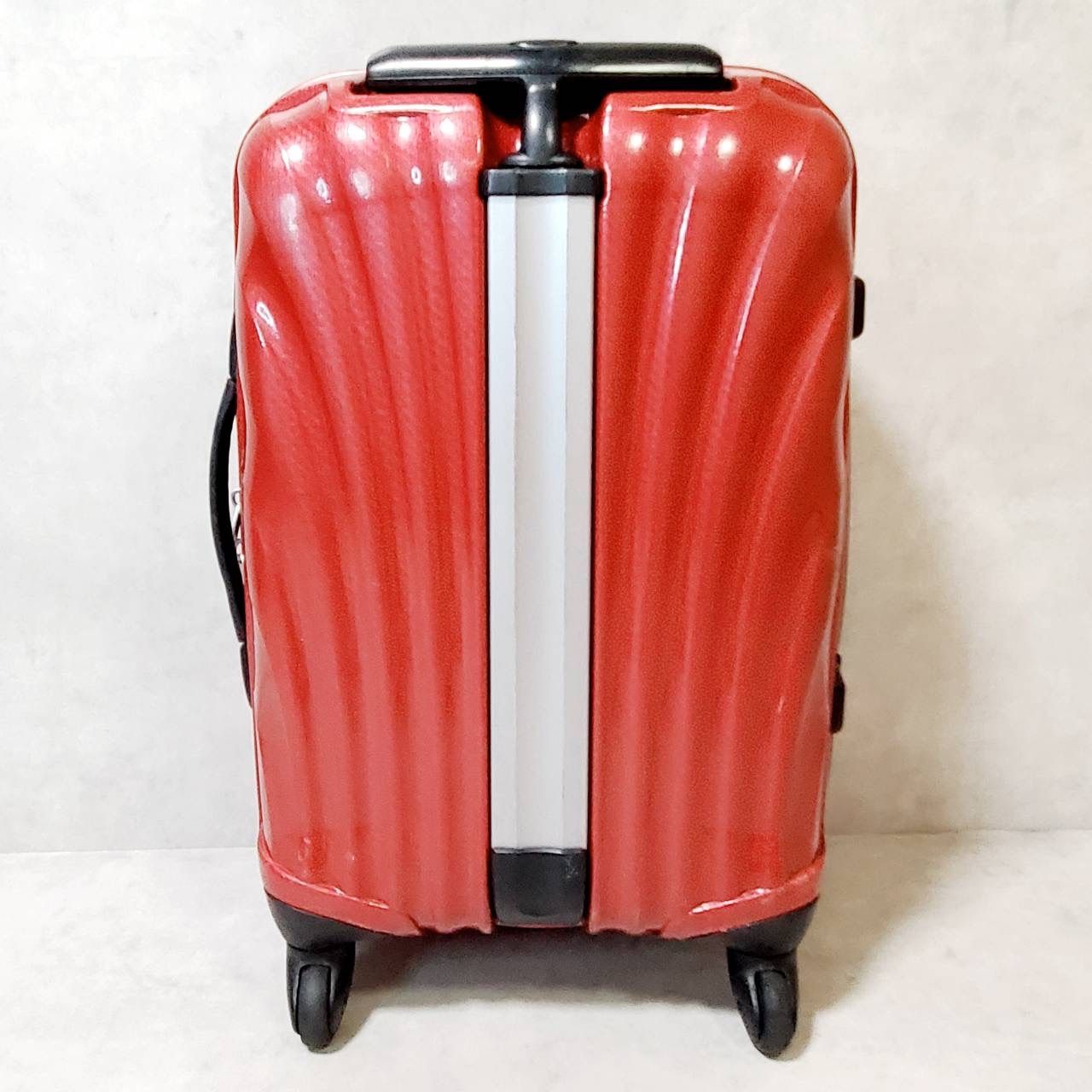 Samsonite 赤 小型キャリーケース サムソナイト 軽量・機内持込可