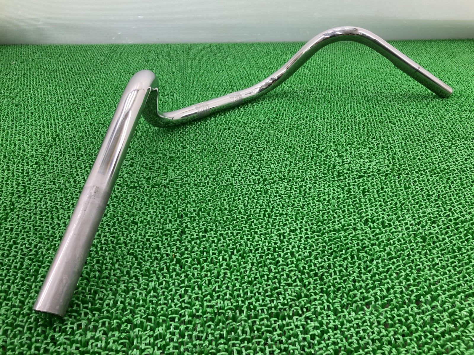 FLD1580 ハンドル ハーレー 純正 2012年式外し ダイナ スイッチバック 幅810mm 1インチノーマルプルバックハンドル 【中古】 95 FLD1580 ハンドル ハーレー 純正 中古 2012年式外し ダイナ スイッチ