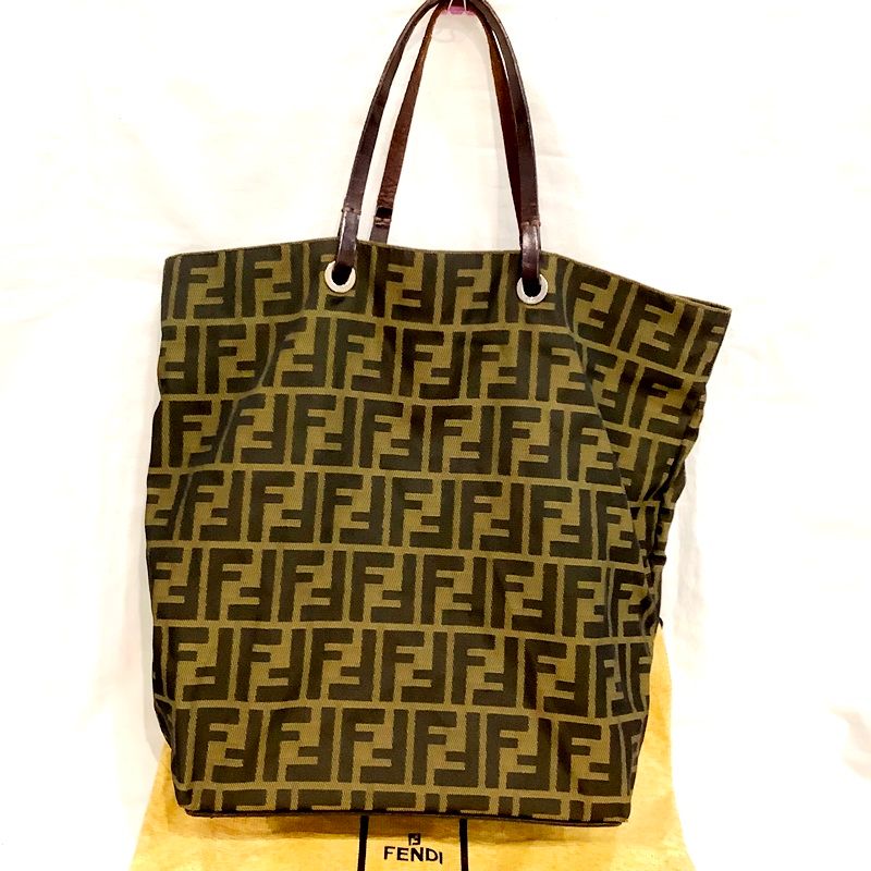 Fendi ハンドバッグ ズッカ柄※状態悪いです フェンディ（FENDI）ズッカ柄手提げバッグ 2220-26598-008 難有