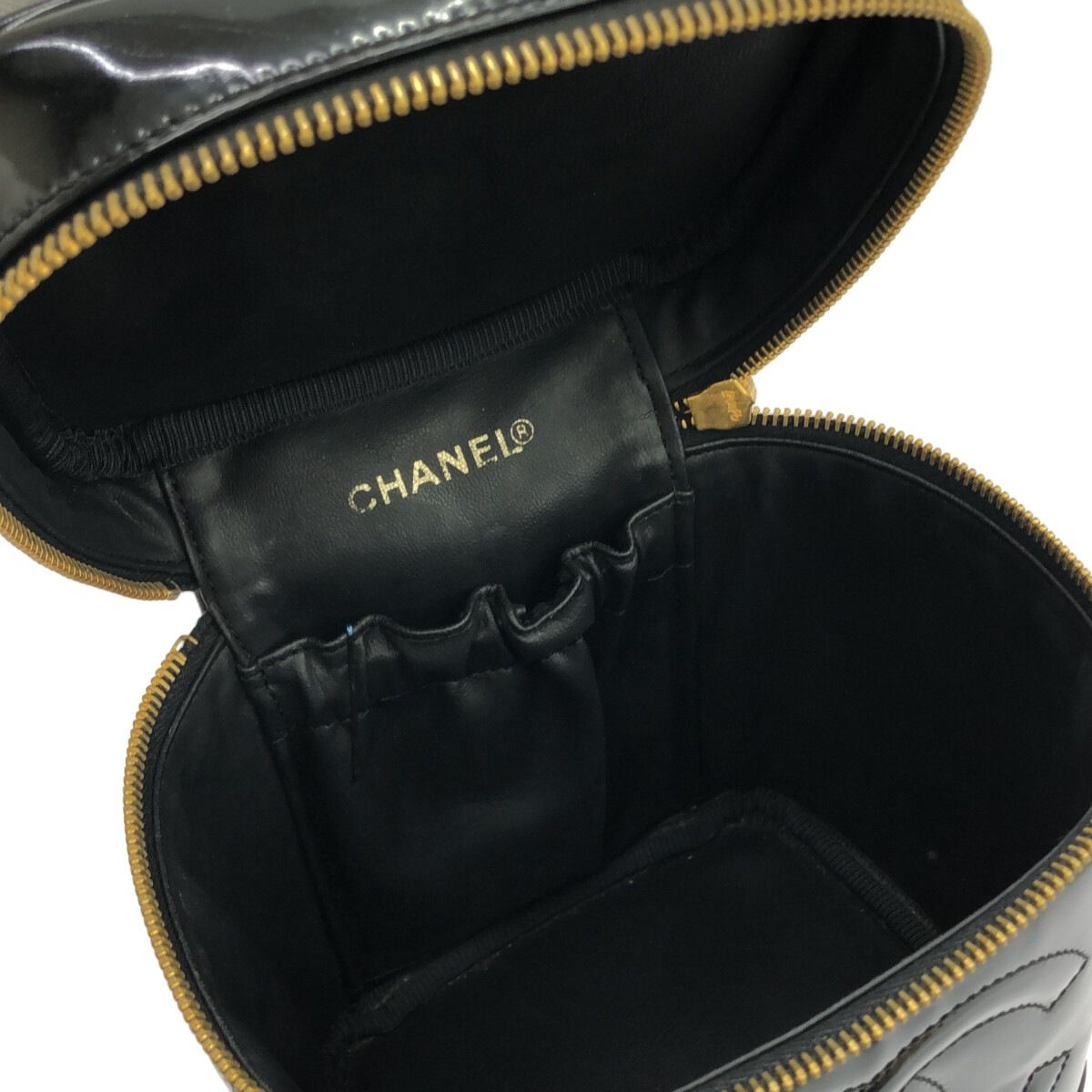 CHANEL(シャネル) バニティバッグ - 黒 ゴールド金具 エナメル（レザー ...