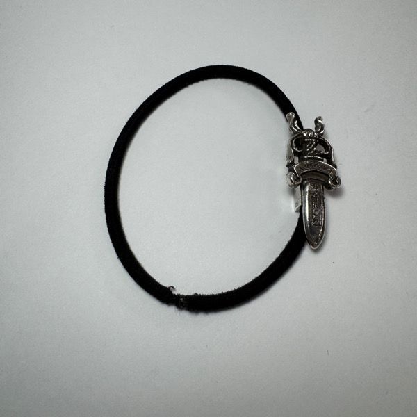 クロムハーツ chrmehearts ヘアゴム　コンチョ CHROME HEARTS/クロムハーツ ダガー コンチョ ヘアゴム - メルカリ